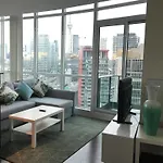 Rs Suites - Fort York Blvd
